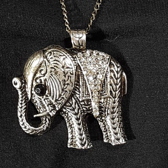 Elephant Pendant Pewter Silver-tone 26" Chain Rhinestones - Picture 1 of 7